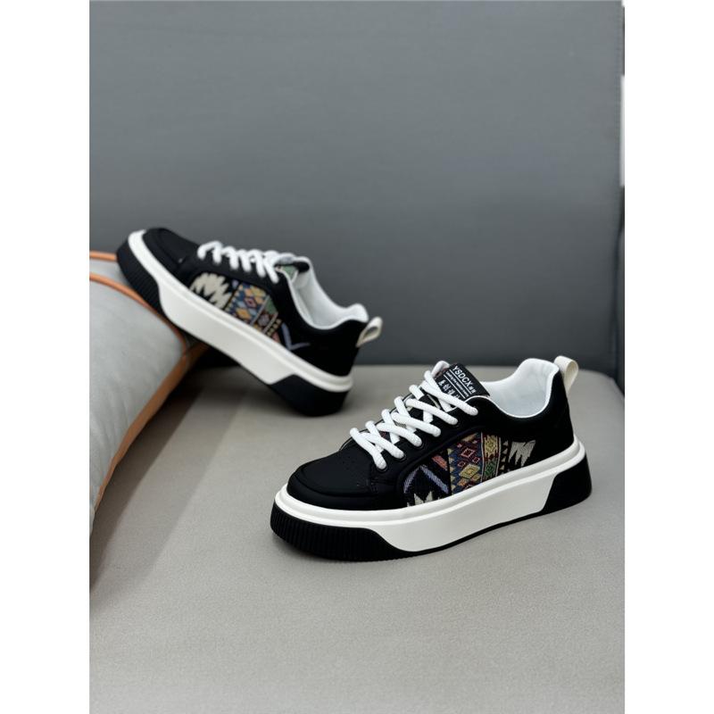 New comfortable shoes, sports shoes, comfortable and breathable ysd