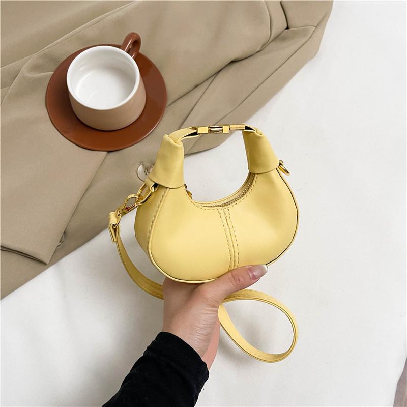 Women's bag niche dumpling bag handbag 2025 spring and summer new versatile fashion shoulder messenger bag small bag