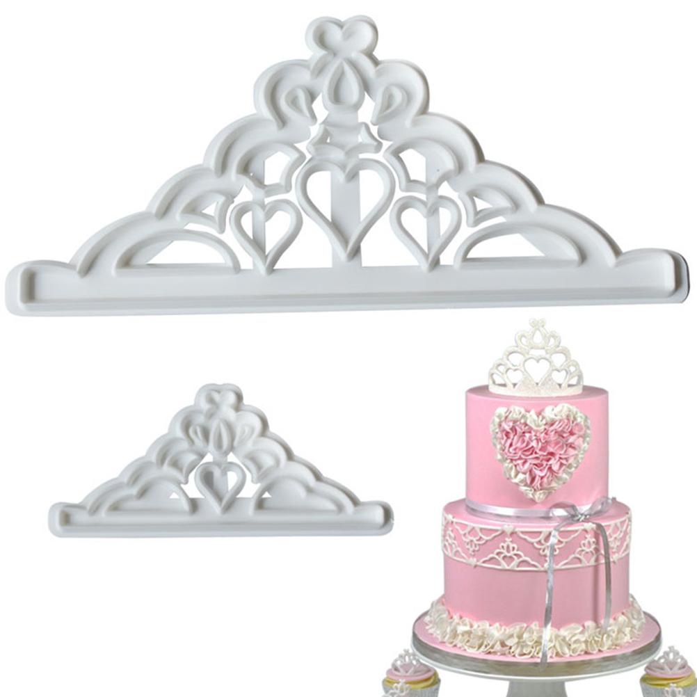 2PCS Crown Biscuit Cutter Set Crown Shape Cupcake Decorating Gumpaste Mould Kitchen Baking Tools for Dough Clay