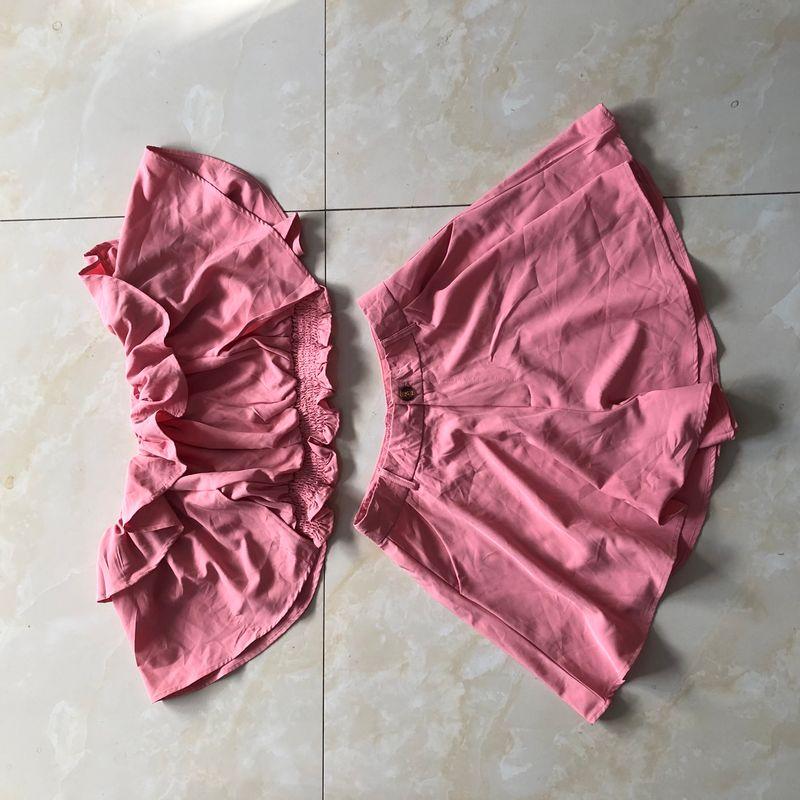 

Укороченная футболка + юбка-шорты костюм лето новое поступление внешняя торговля женская одежда оборки открытые плечи платье шорты 30520 Pink B- 7-36-2 XS