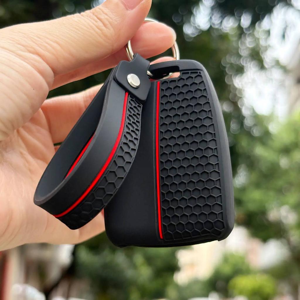 Keychain For Scania S5606X2R/S6506X2Am/S660/R500 6X2R/Grs905/540S Key Cover Keychain Holder Full Shell Caps