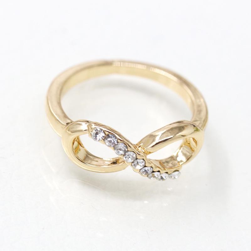 Korean Style Inverted Diamond Alloy Ring: Luxurious & Versatile Women's Jewelry