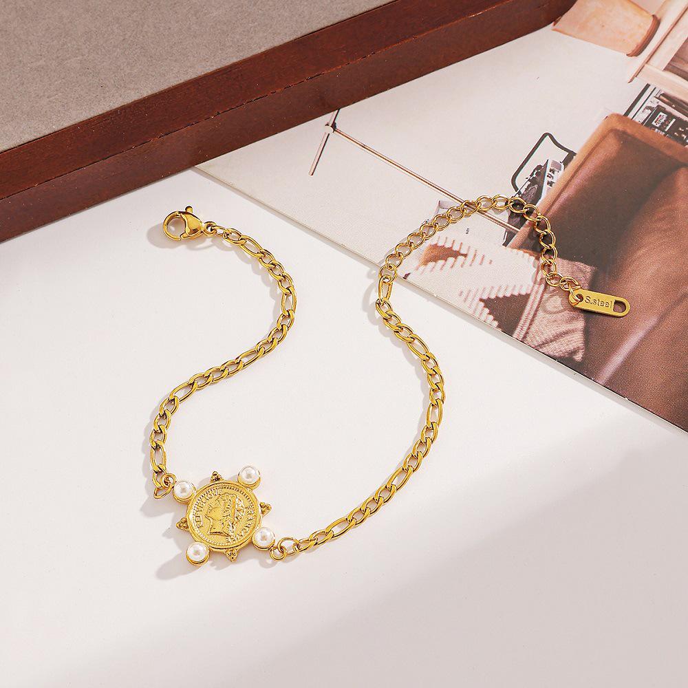 Ying Tai Retro Queen Head 18K Gold-Plated Stainless Steel Bracelet for Women