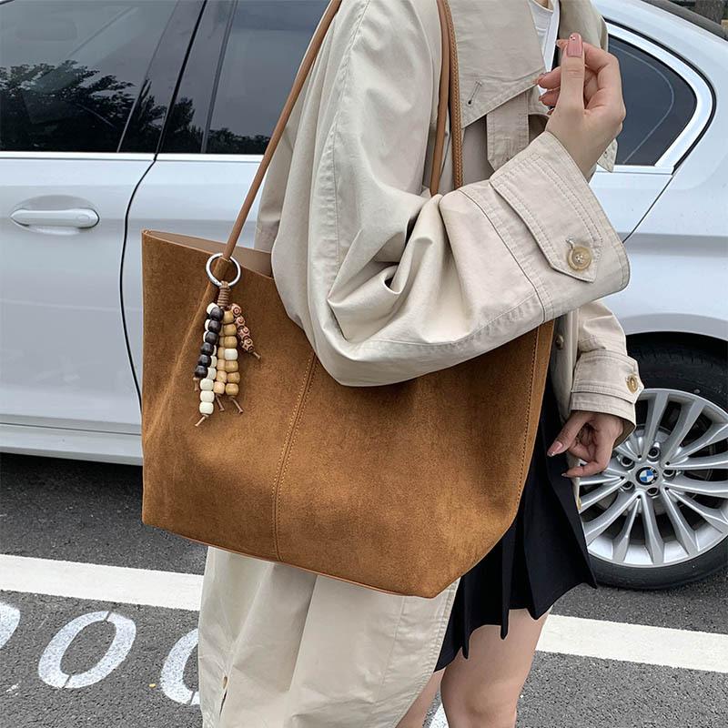Frosted Retro Bag Women's Large Capacity 2025 New Autumn and Winter Versatile Single Shoulder Mother and Child Bag Commuter Tote Bag
