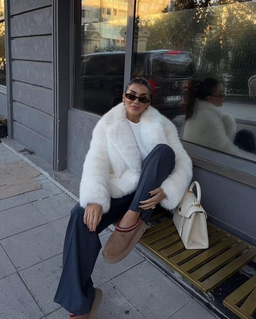 Damenmantel aus Kunstfuchsfell - Dick, locker, modisch und umweltfreundlich