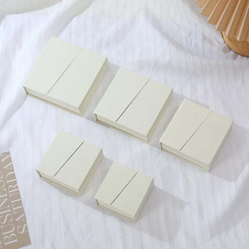 Folio Flip Jewelry Packaging Box Earring Necklace Ring Jewelry Organizer Box Thick Kraft Paper Jewelry Box