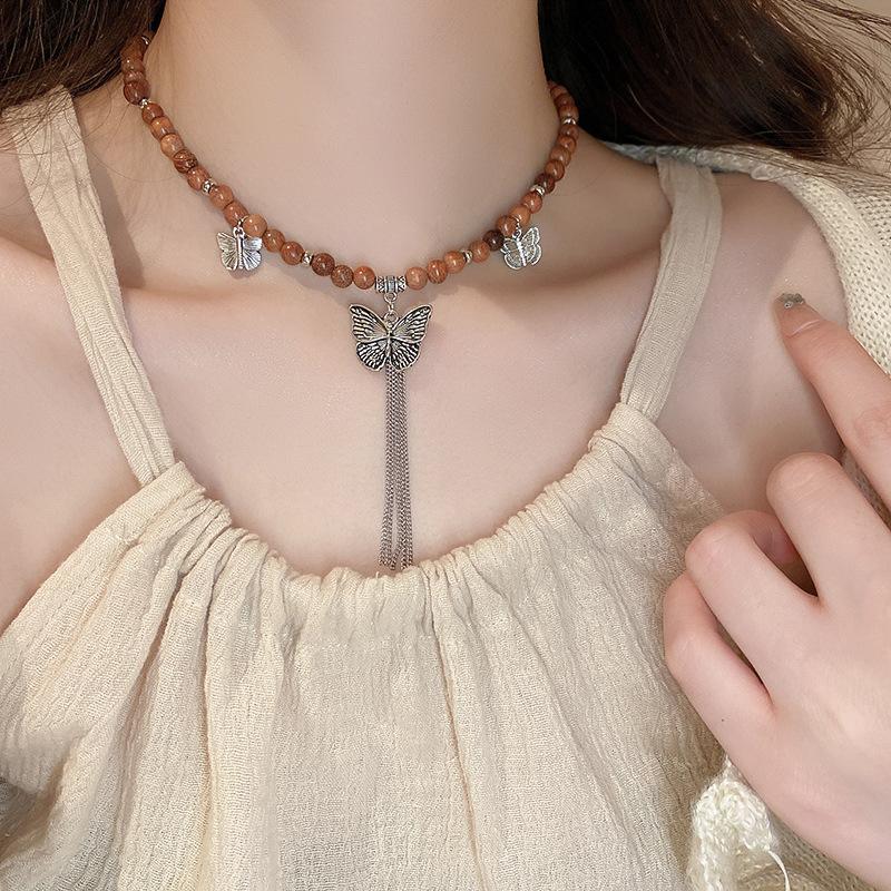 Melad Coffee Colored Tiger Eye Stone Bead Necklace, Niche Retro Collarbone Chain, Personalized and Fashionable Design Accessory