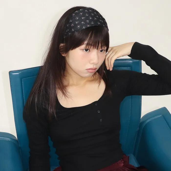 flower pointel hair band - black