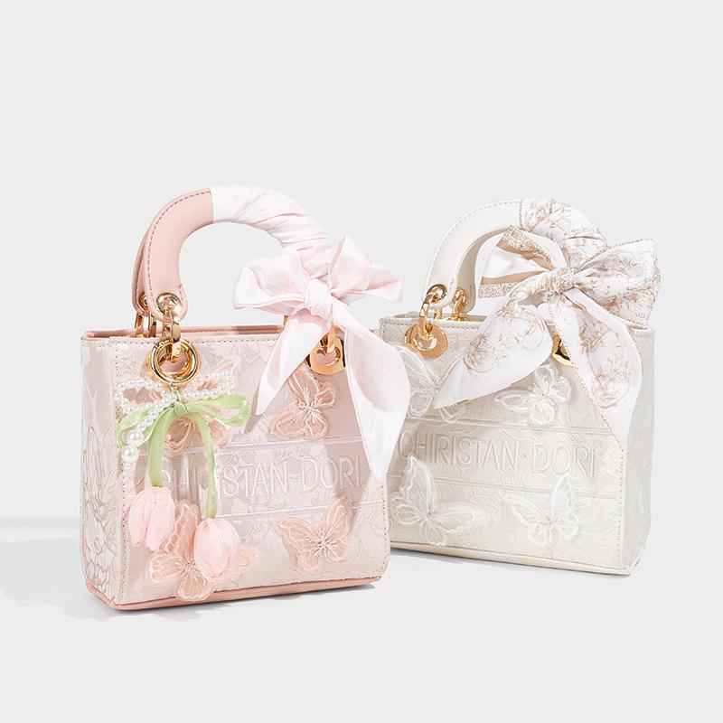 Ballet Style Niche Butterfly Light Luxury Diana Bag Women 2025 New Embroidered Handbag Fairy Shoulder Messenger Bag