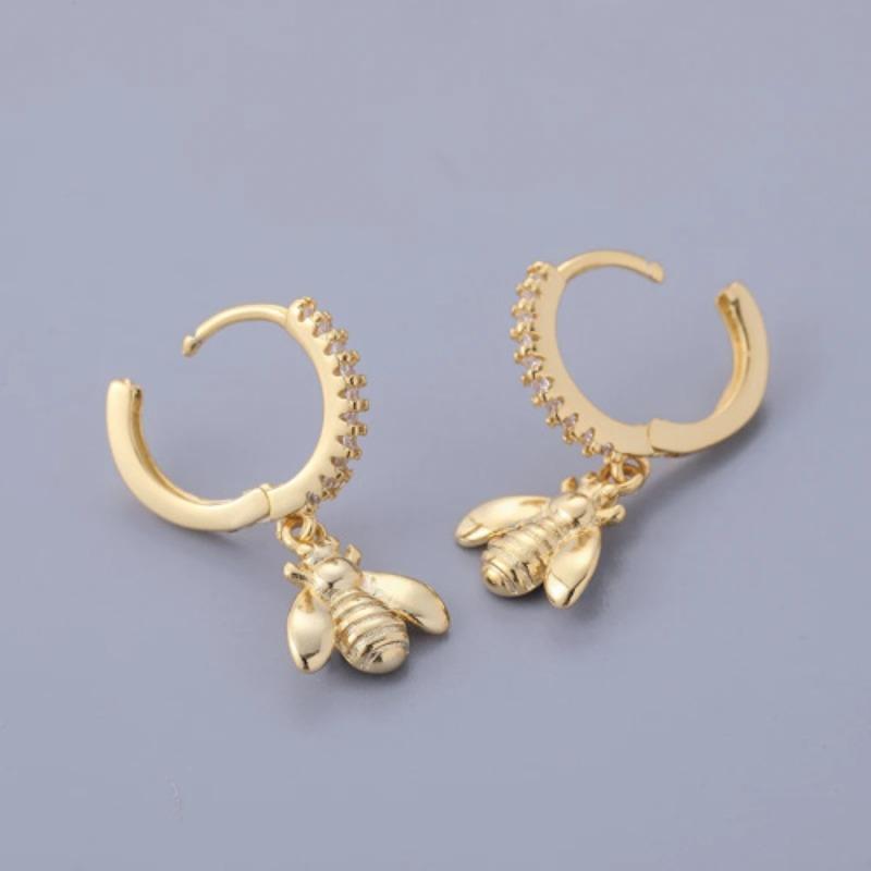 Fashionally Unique Design Bee, Dragonfly, Gecko Earrings for Women, Light Luxury Cross, Victory Gesture, Star Quality Earrings