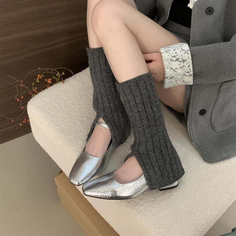 

2025 новые туфли Мэри Джейн из бархата Сиши с французским квадратным носком и низким каблуком, детские туфли с ремешком на одной пряжке, с открытым подъемом и толстым каблуком 39 серебряный