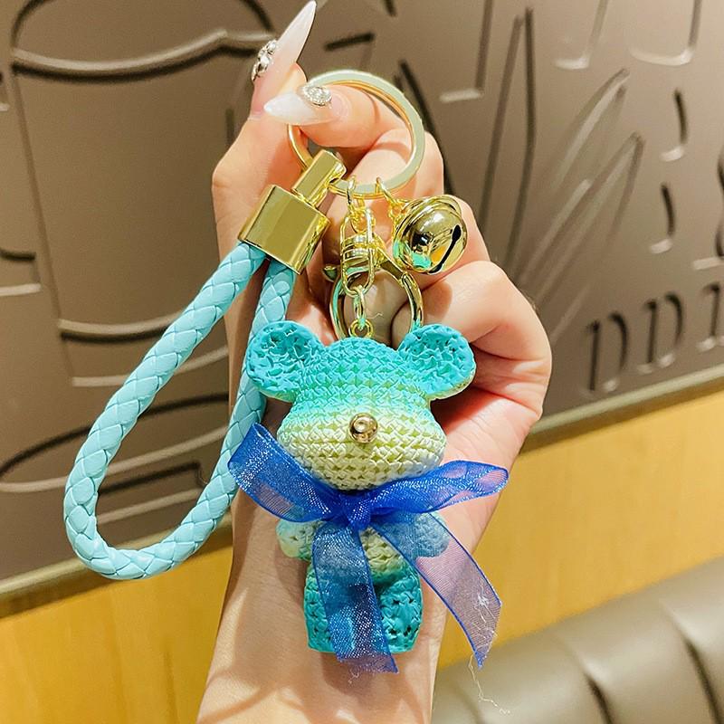 Breloc ursuleț de rășină rafinat pentru femei: Farmec la modă pentru mașină, rucsac sau geantă