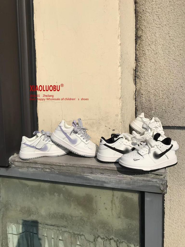 Zapatillas Deportivas Blancas para Niños Primavera 2026: Zapatillas Modernas, Casuales y Versátiles para Niños, Niñas y a Juego Padre-Hijo.
