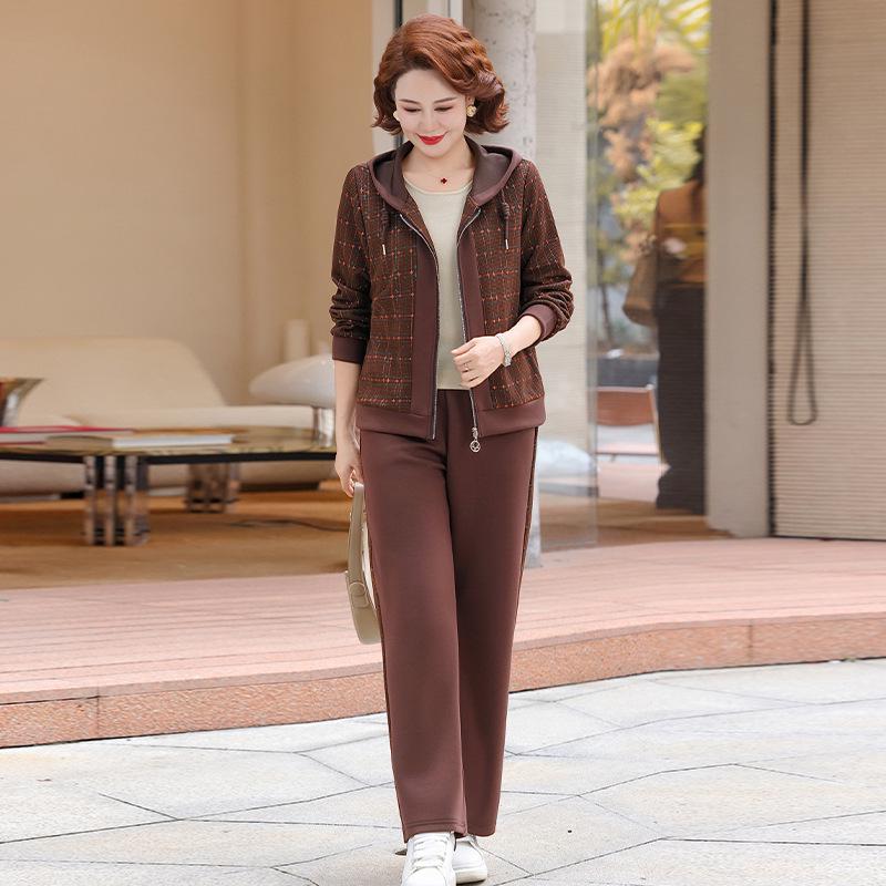 Stylish Plus Size Sportswear Set for Middle-Aged & Elderly Women - Spring & Autumn Casual Jacket