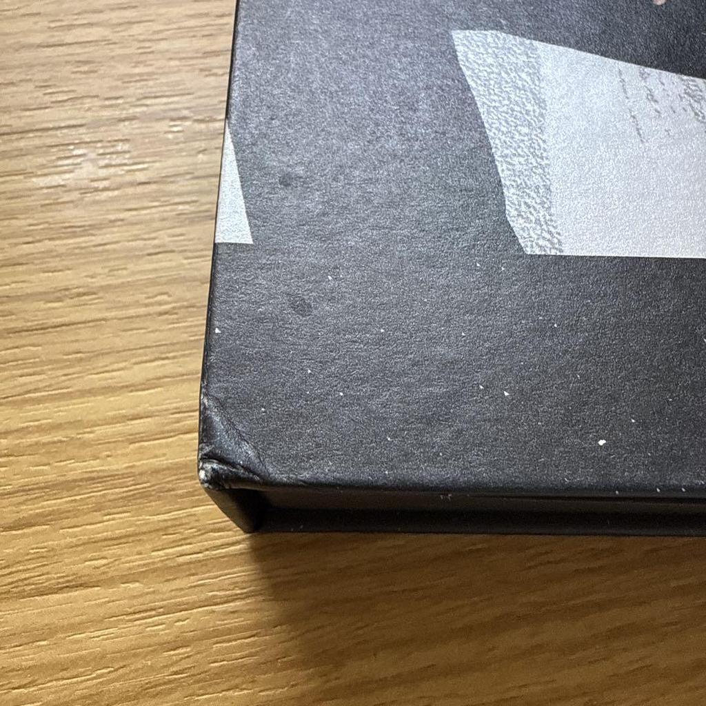 [USED] R1SE Zhou Zhennan Album Price Reduced.