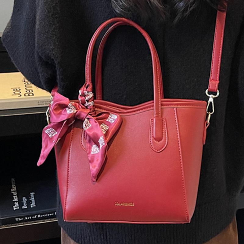 Niche Large-capacity Tote Bag Women's Autumn New High-value Shoulder Bag To Work Commuter Bag Women