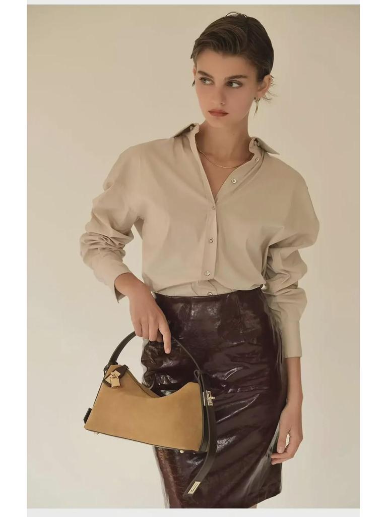 Elegante französische Halbmond-Schulter- und Handtasche im Blogger-Stil