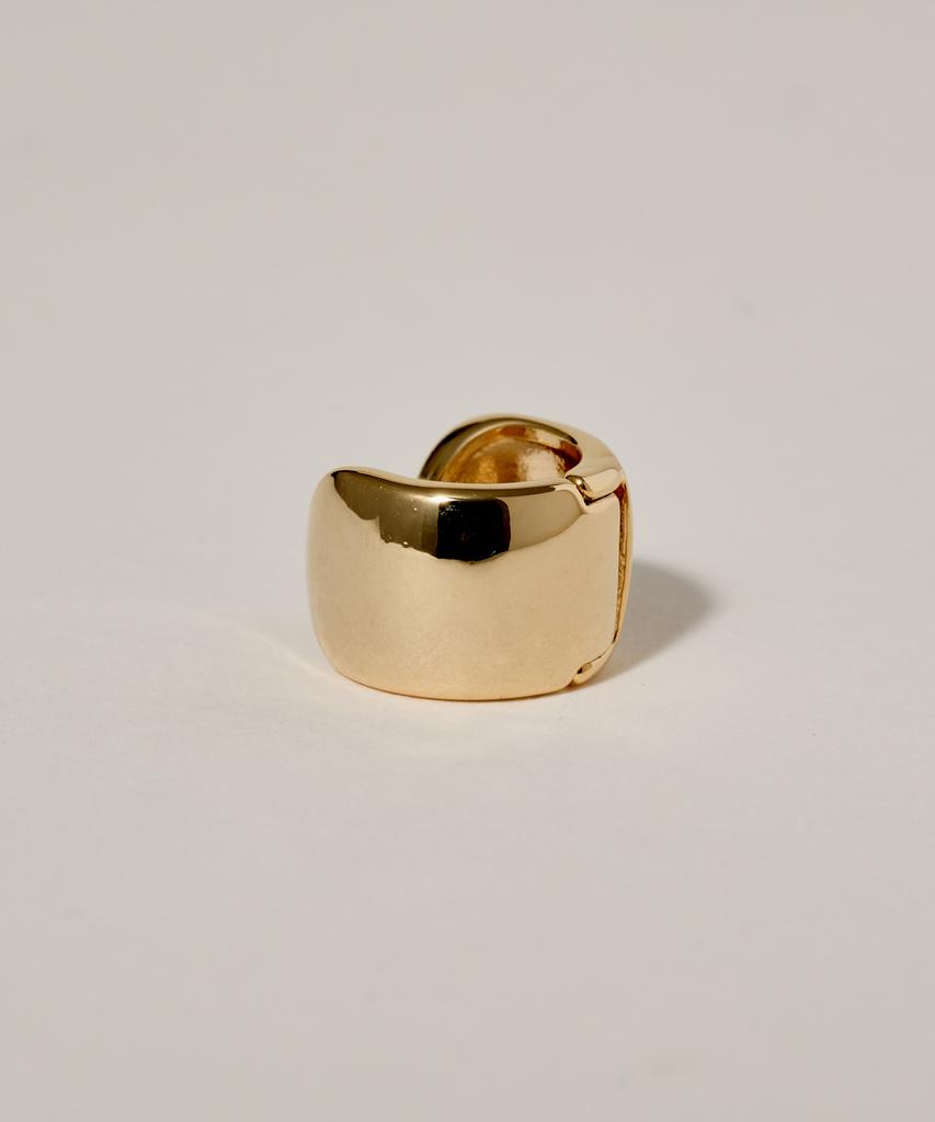 Novice Tokyo Hinged Wide Hoop Pierce / Gold