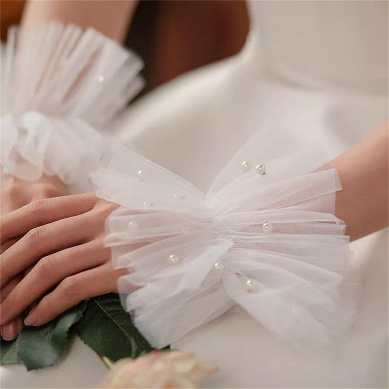2 Stück Weiße Spitze und Perlen Fingerlose Übersärmel Modische Elegante Ärmel für Besondere Anlässe