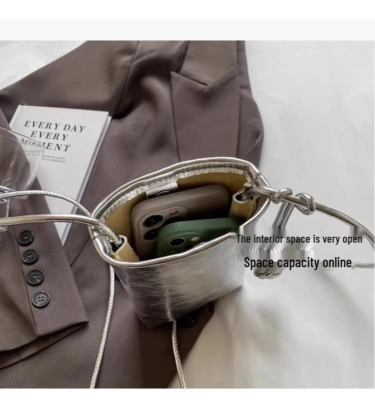 Bolsa Transversal Estilosa para Celular Feminina, Porta-Chaves Mini de Verão 2025 e Bolsa de Ombro Único