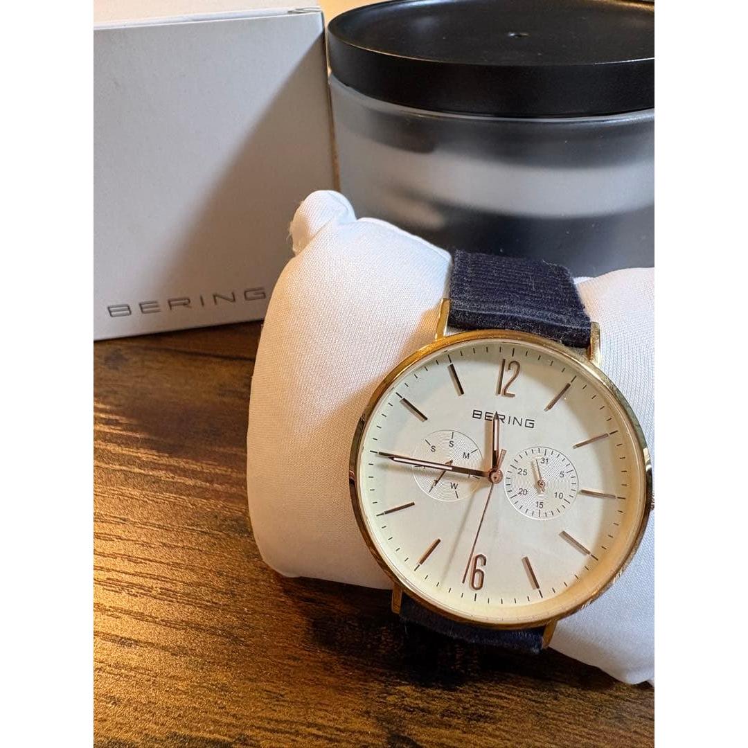 Used analog wristwatch chronograph