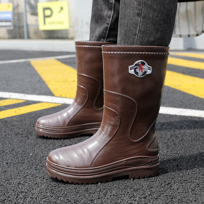 

Высококачественные нескользящие дождевые ботинки мужские средней длины для кухни, автомойки, рыбалки, доставки, непромокаемые, с клеевой подошвой, бахилы, резиновые сапоги 44 темно-коричневого