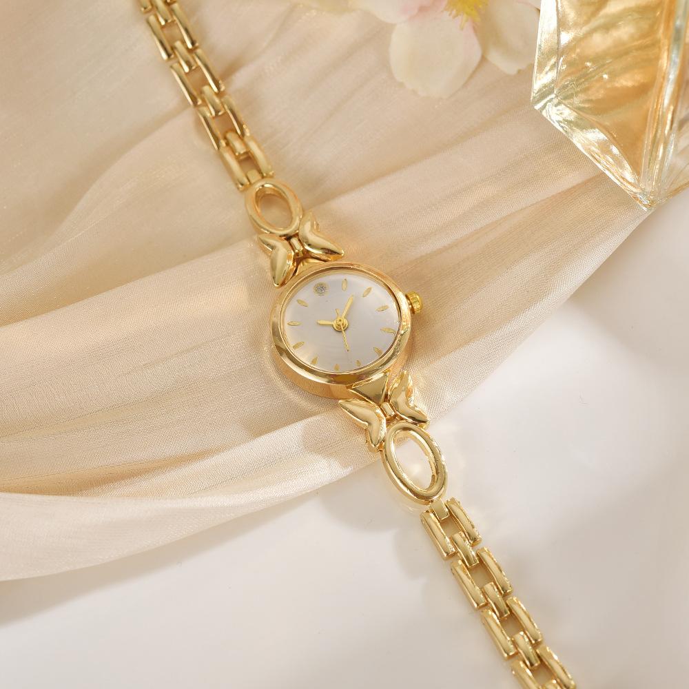 Exquisite Butterfly Chain Small Gold Bracelet Watch for Women Girl Simple Fashion Student Watches Quartz Wristwatches Gifts