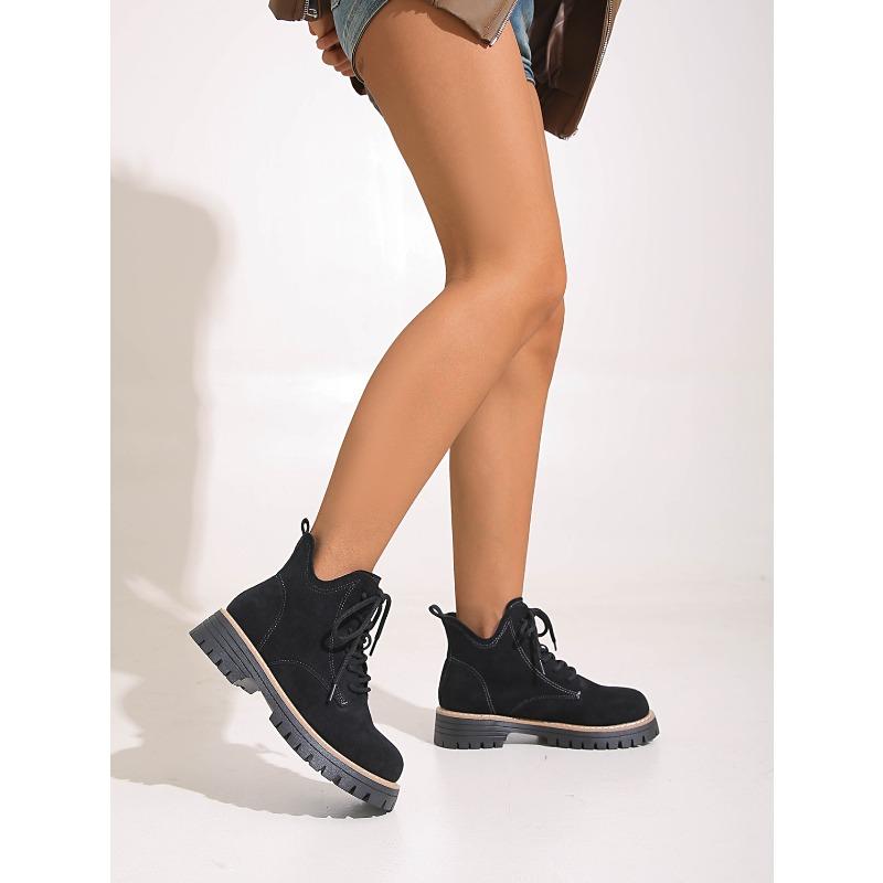 Winter 2025 Neue Runde Zehen Schnürung Martin Stiefel Britischer Stil Übergröße Retro Plateau Muffin Stiefel für Damen