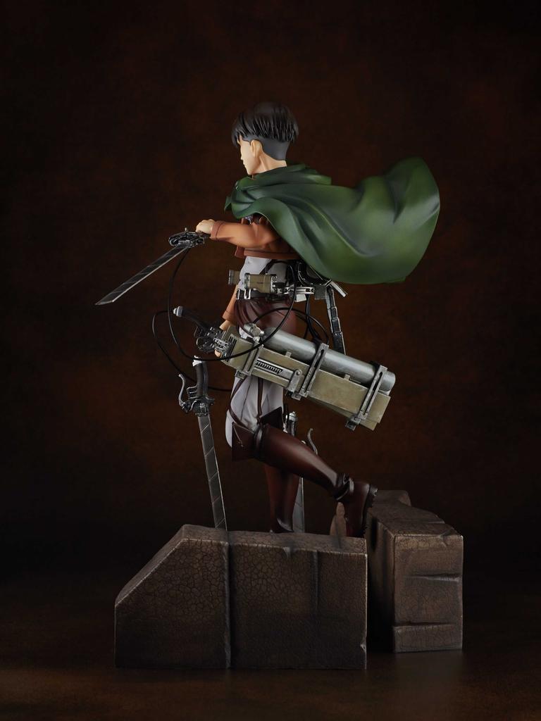 Attack On Titan 1/7 Scale Levi Ackerman Pre-Painted Figure – Anime Collectible Completed Statue
