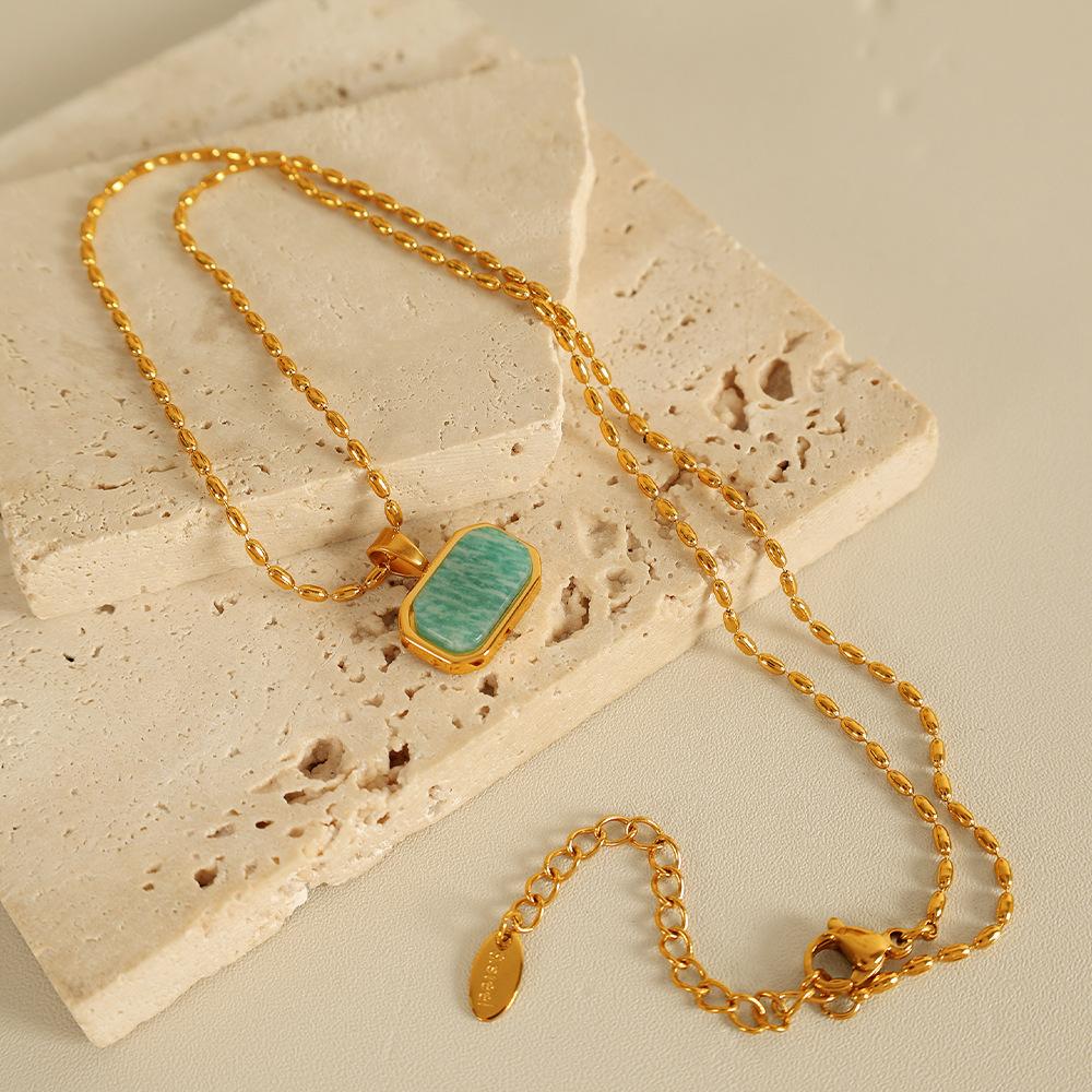 Yori Fashion Natural Stone Pendant Necklace 18K Gold Plated Hypoallergenic Stainless Steel Daily Wear Jewelry New