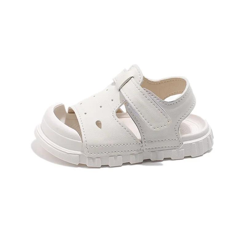 Boys Girls Sandals Toes Capped Anti-kicked Kids Beach Shoes Non-slip Soft Sole 2025 Summer New Children Sports Sandals Fashion