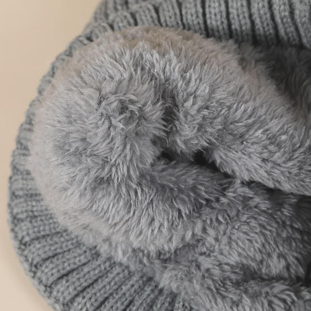 European & American Style Warm Woolen Knit Hat for Women with Ear Protection