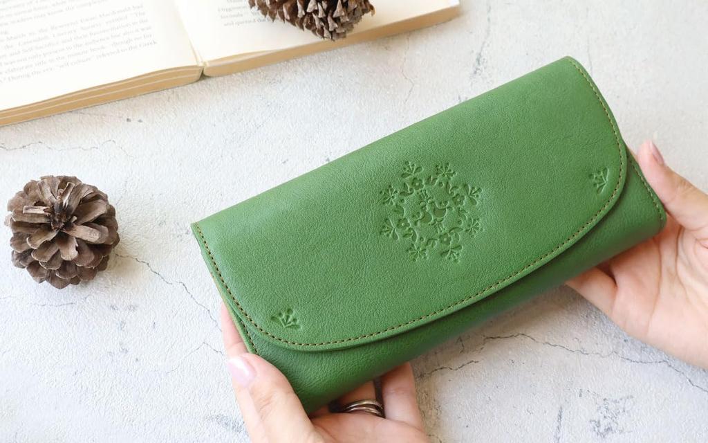 Long Flap Wallet with Flower and Bird Embossed Cowhide 0332461 [Box 21] Design, Leftia, Leather, (Green (50))