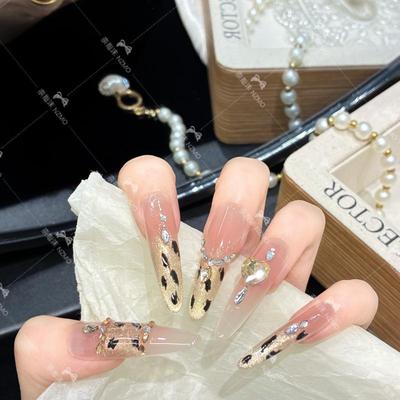 L62 Leopard Print Rhinestone Handmade Wearable Long Nails