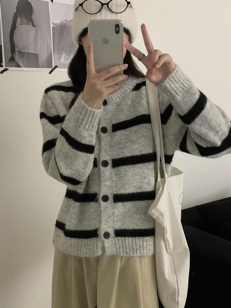 Striped Contrast Casual Round Neck Knit Cardigan Sweater - Versatile Autumn Winter Fashion for Women