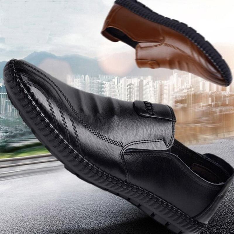 Lässige Lederschuhe Mütze Einzelner Schuh Koreanische Version von PU Weiche Sohle Stiefel Mode Kleiderstiefel Bequeme Flache Herren Slipper