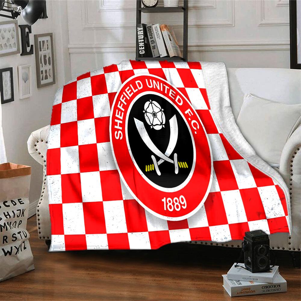 Sheffield Team Crest Flannel Blanket, Soft Polyester, Modern Design, All-Season for Camping, Travel, Gifts for holidays or birthdays
