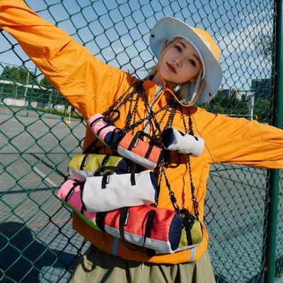 Mini kleine Umhängetasche Damen 2 neue trendige Sommer Handytasche leichte und kompakte Umhängetasche Outdoor Messenger kleiner Rucksack