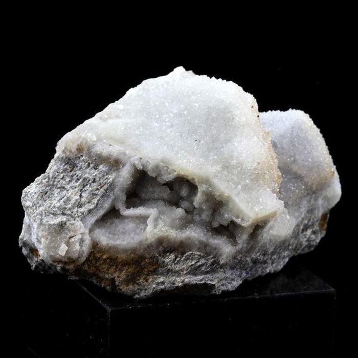 Pierres et Minéraux. Quartz, Fluorite. 365.0 ct. Pont des Bouyges, Corrèze, France.