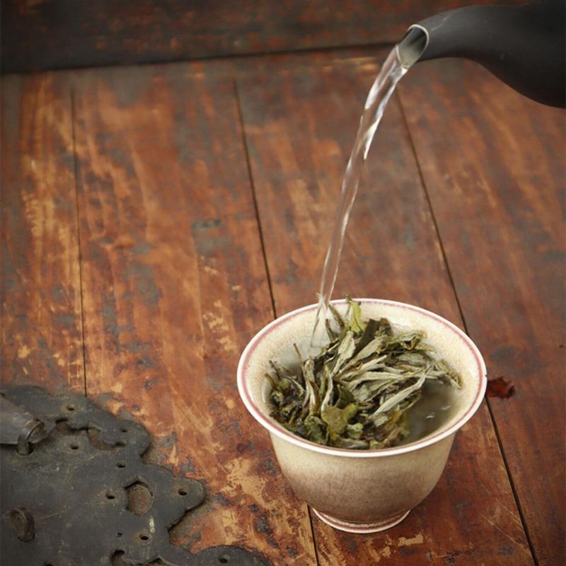 100g Fuding High Mountain Sunlight Bílý čaj Bílý čajový dort s pivoňkou Květinové aroma