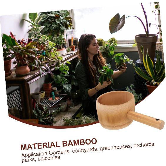 1Pc Bamboo Long Handle Water Ladle Portable Garden Water Scoop for Tea Kitchen and Outdoor Use Chic Design and Material