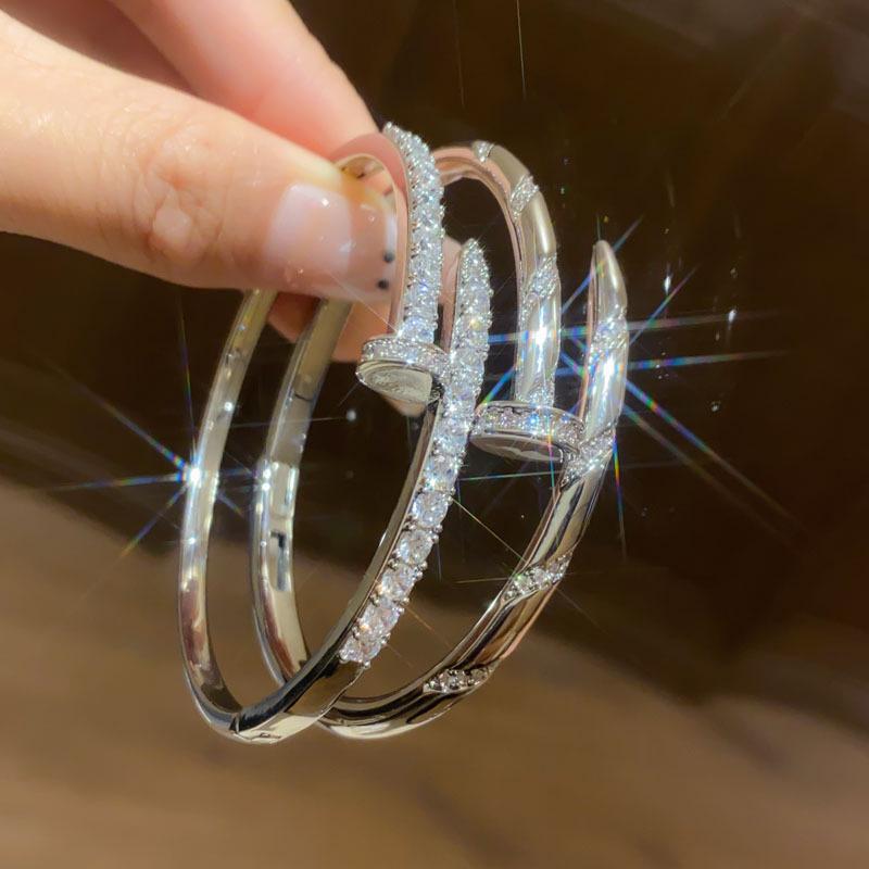 18K Gold Plated Zircon Arrow Geometric Bangle: Elegant High-End Design Bracelet for Women.