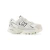 New Balance Zapatos de Bungee Cómodos Resistentes a la Abrasión Bajos para Niños Pequeños Ecrú Bebé y Niño Pequeño IZ530CT