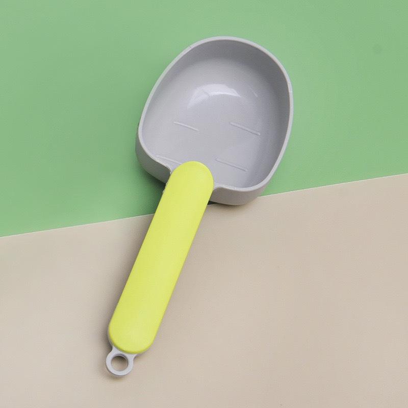 Multi-functional Pet Food Measuring Scoop: Dog, Cat, and Rice Spoon