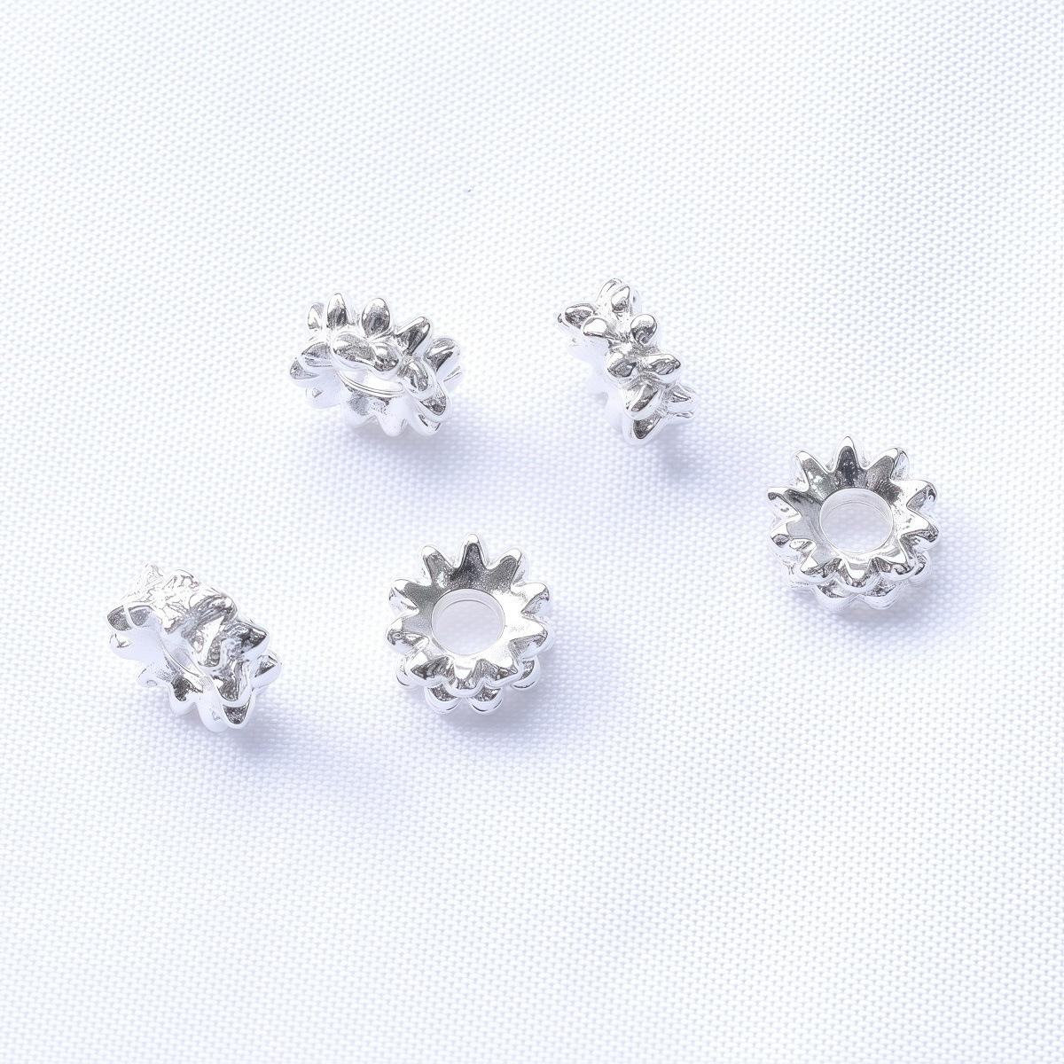 

Gold-Plated Lotus Spacer Beads - 6/8mm Flower Design for DIY Bracelets & Necklaces