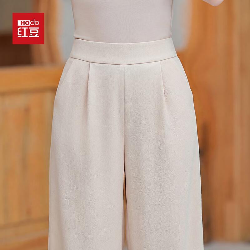 Elegantes chinesisches Mid-Sleeve-Oberteil mit Stickerei