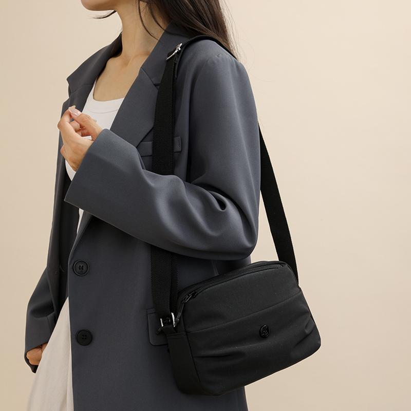 Women Small Capacity Tote Bag Waterproof Nylon Multi-Compartment Shoulder Bag Office Commute Crossbody Purse with Soft Fabric