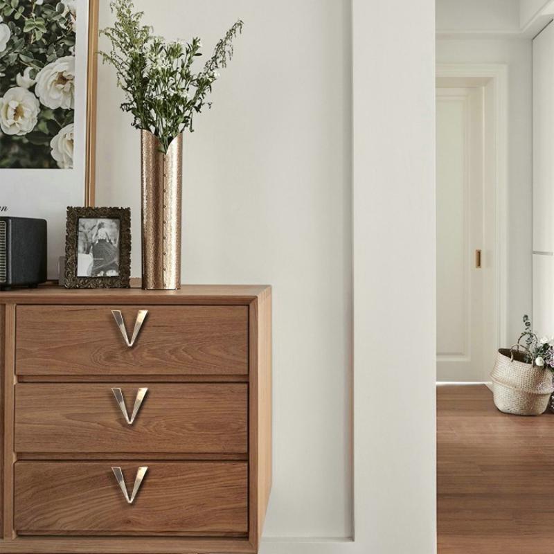 Triangle V - Style Cabinet/Drawer Pulls | Gold Modern Nordic Minimalist Handles
