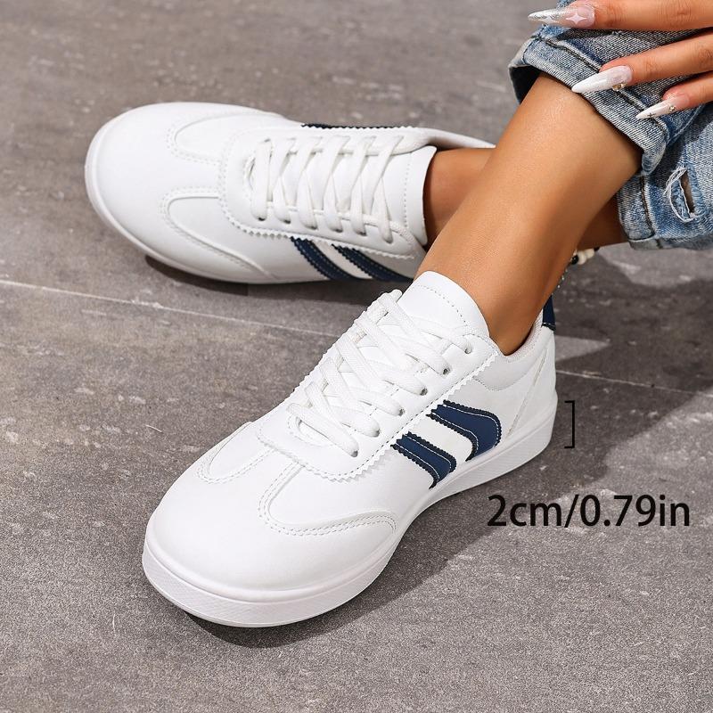 Soft Leather Flat White Shoes for Women's Spring and Autumn New Versatile Casual Sports Board Shoes for Women