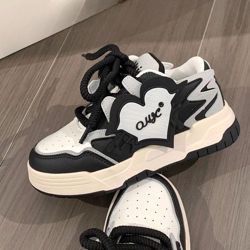 Кроссовки Candy Color Love Bread женские осенние на толстой подошве спортивные студенческие универсальные повседневные кроссовки 40 чёрный 2477₽